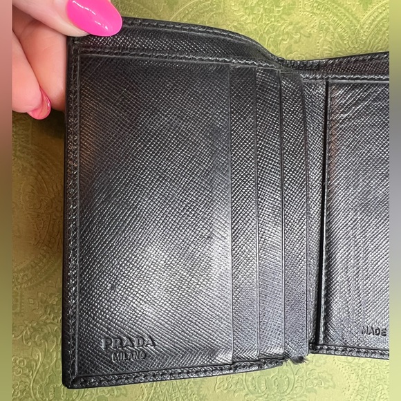 Prada trifold wallet, leather - Picture 7 of 12